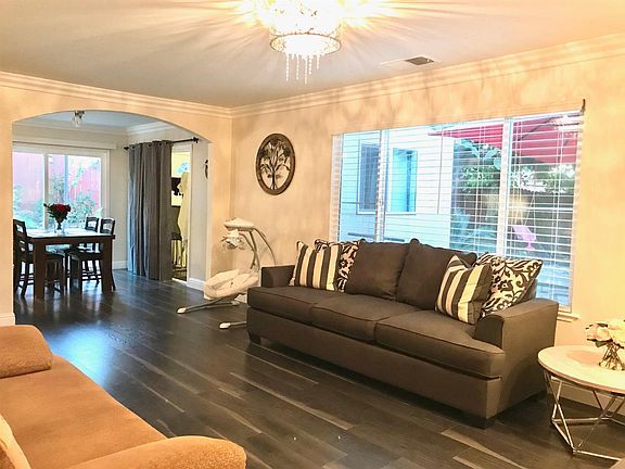 4th image of 7536 Mountain Oak Way