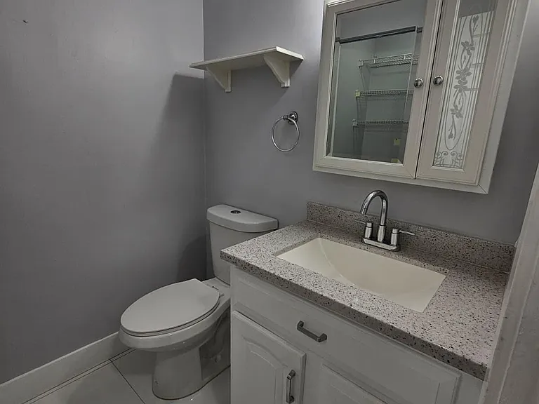 2148 Sherwood Forest Blvd #4 — Photo 14