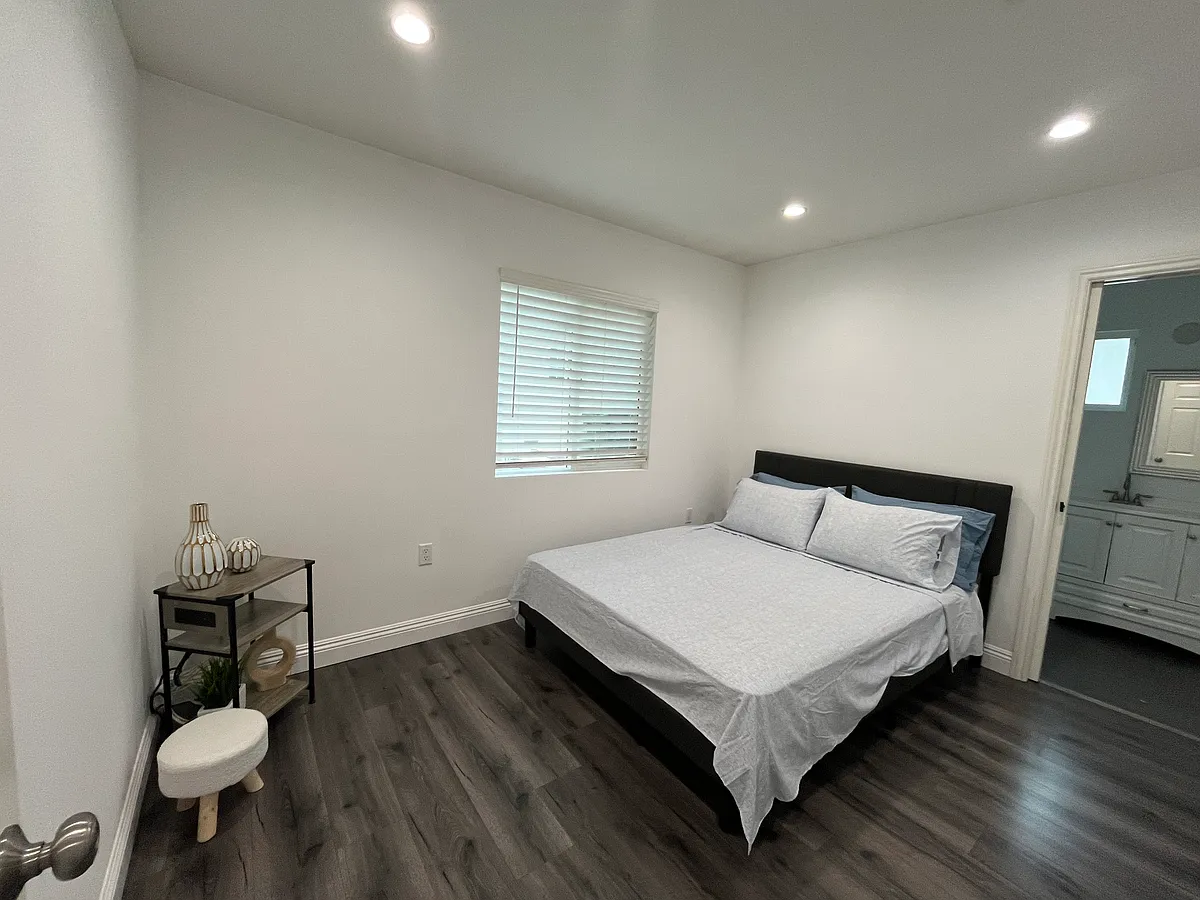 Shown w staging furniture - 15238 Runnymede St