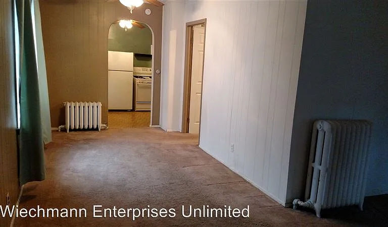 1649 N Jackson St — Photo 4