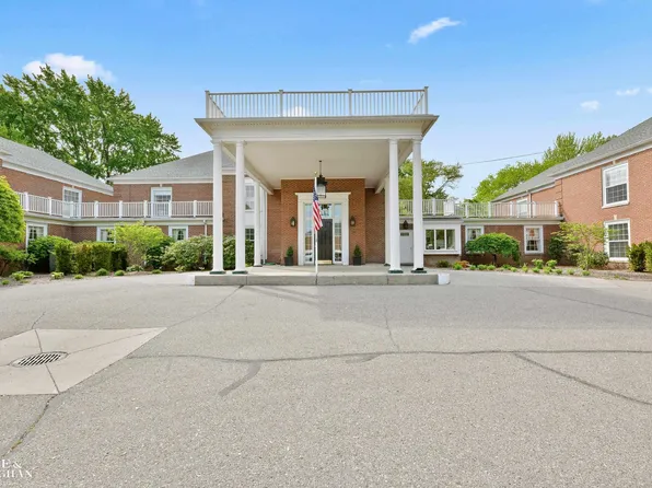 17111 E Jefferson Ave APT 5, Grosse Pointe, MI 48230