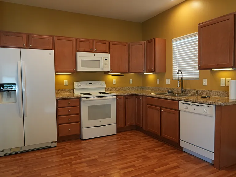 6258 Maple Glen Dr — Photo 34