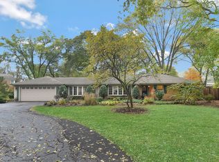 909 Warrenville Rd, Wheaton, IL 60189
