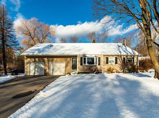 25 Bushwick Rd, Poughkeepsie, NY 12603