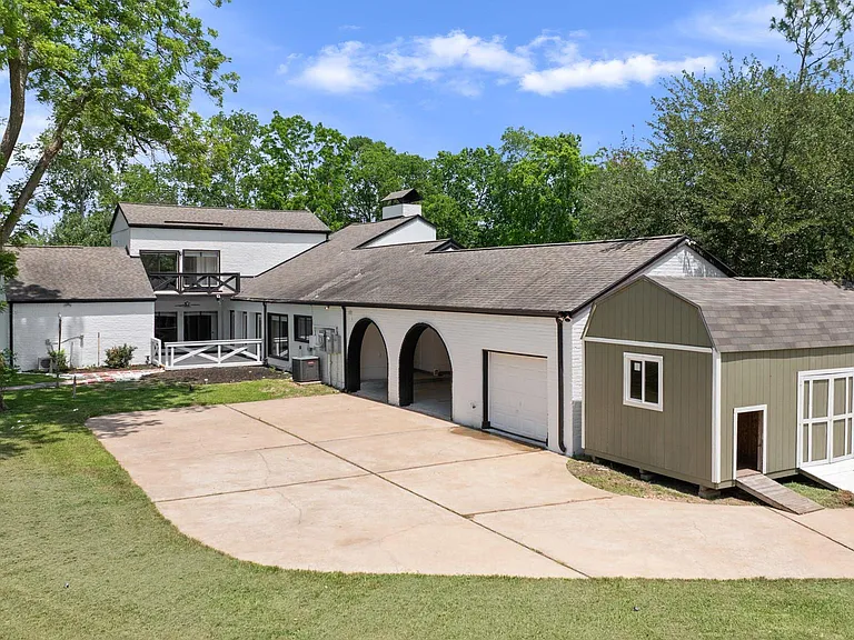 5230 Meadow Forest Dr — Photo 6