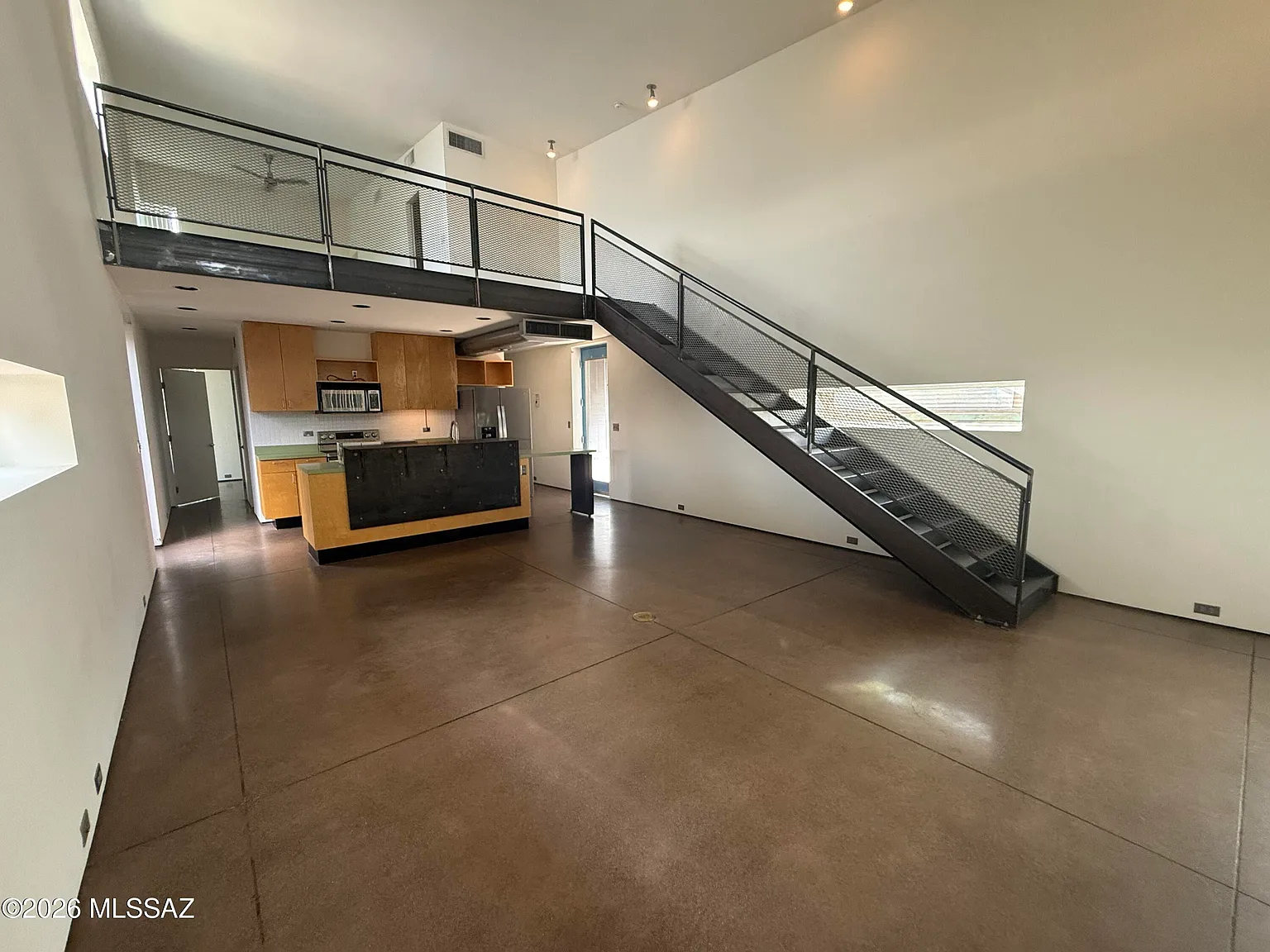 2 bed, 2.0 bath, 1580 sqft, $2,400 — Photo 2
