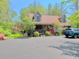 776 Sleepy Hollow Rd, Athens, NY 12015