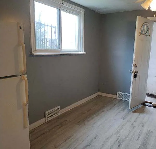 2022 Massachusetts St #LOWER — Photo 1