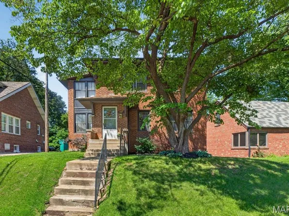 17 Greendale Dr, Saint Louis, MO 63121