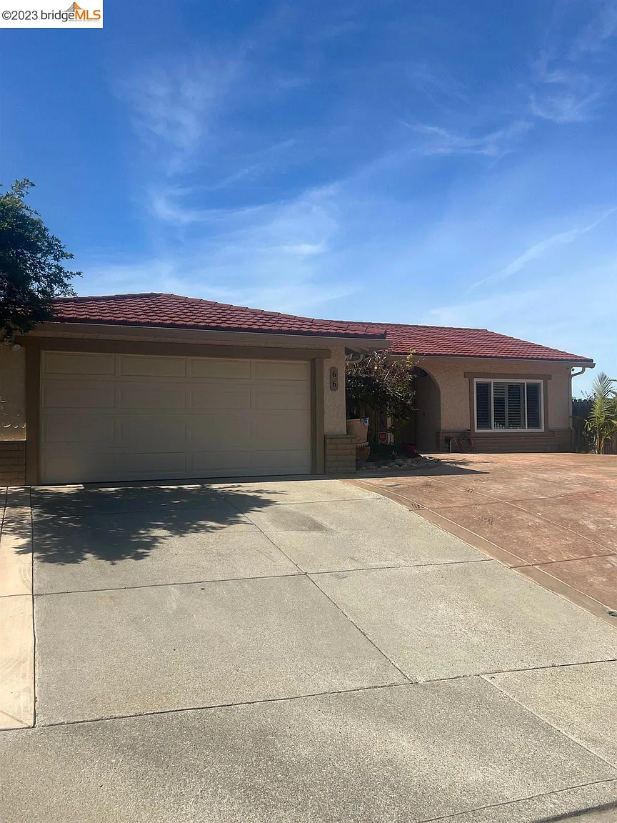 66 Laguna Cir photo 1