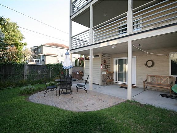 5th image of 630 Surfside Ave