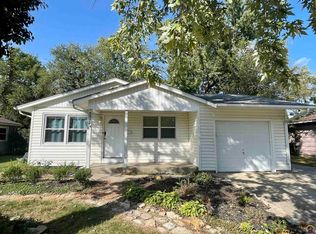 5512 SW 27th St, Topeka, KS 66614