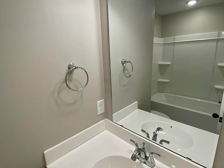 206 Alexa Pl — Photo 9