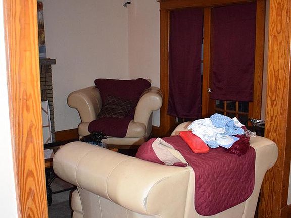 4th image of 3212 Cliftmont Ave