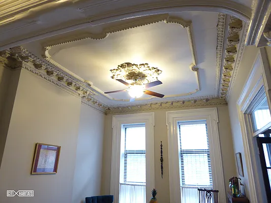 Rented by Citi Habitats | media 11