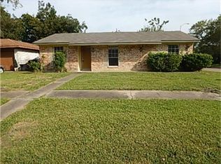 5015 Cresthaven Cir, Houston, TX 77048