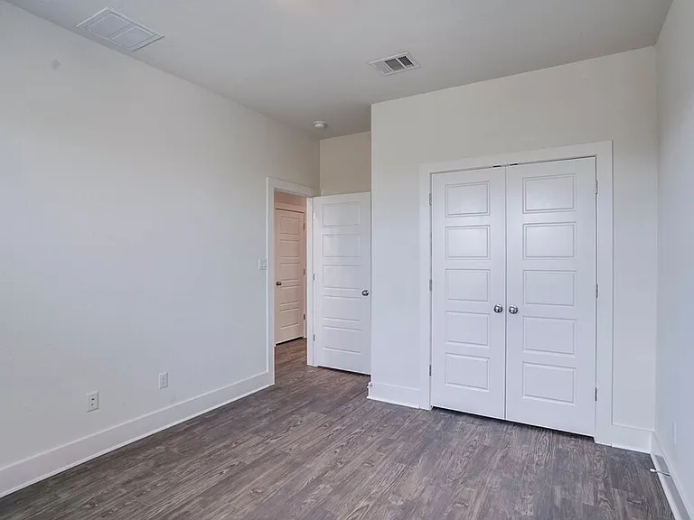 9102 Moonstone Dr — Photo 11