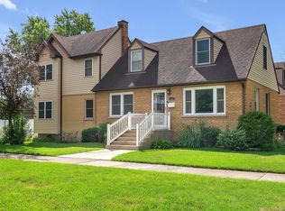 17803 Escanaba Ave, Lansing, IL 60438