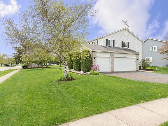 660 square feet of insulated and heated garage space!
