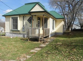 703 N Main St, Leon, IA 50144