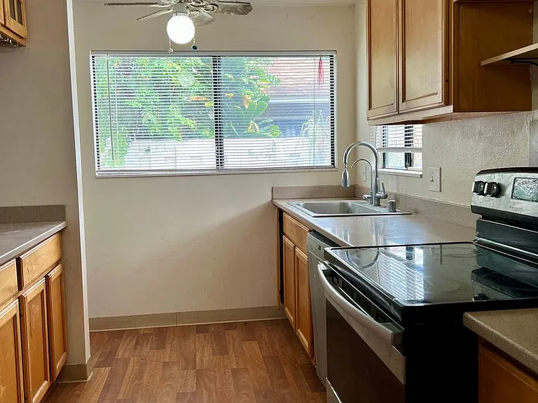 91-1047 Kumimi St — Photo 3