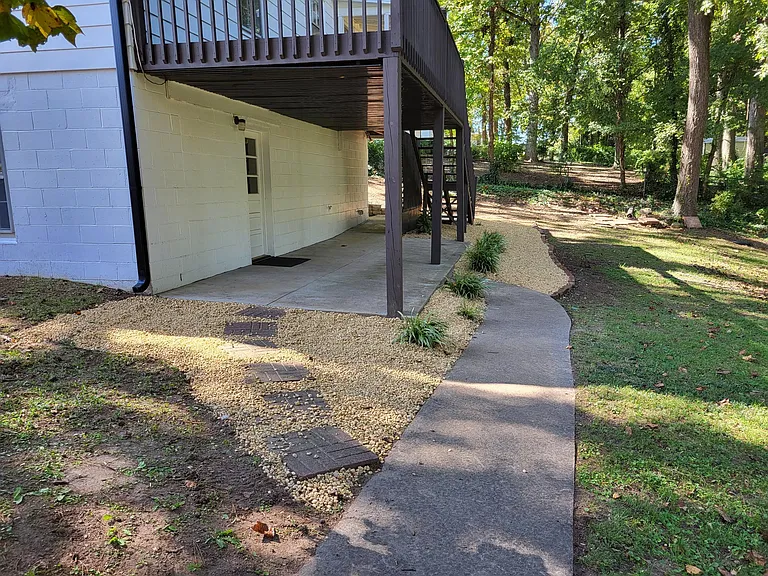 2053 Westwood Rd SE — Photo 22