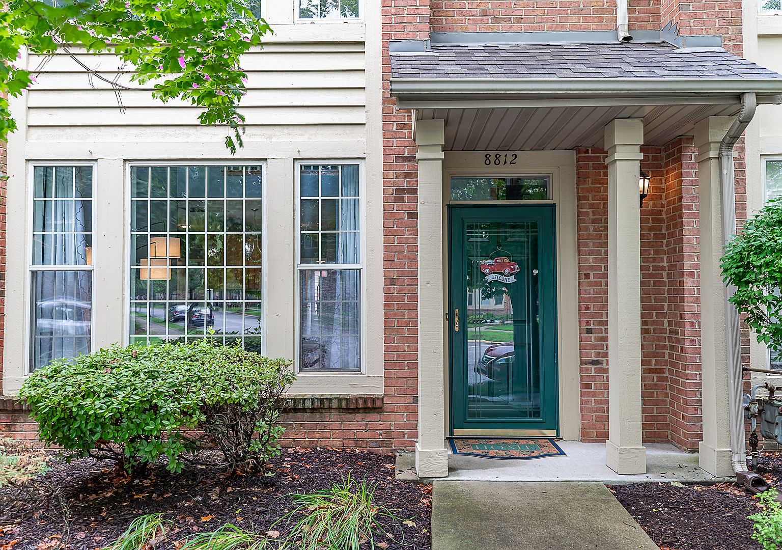 8812 Saint James Pl, Highland, IN 46322 Zillow