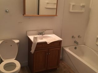 576 Lincoln St, Gary, IN 46402