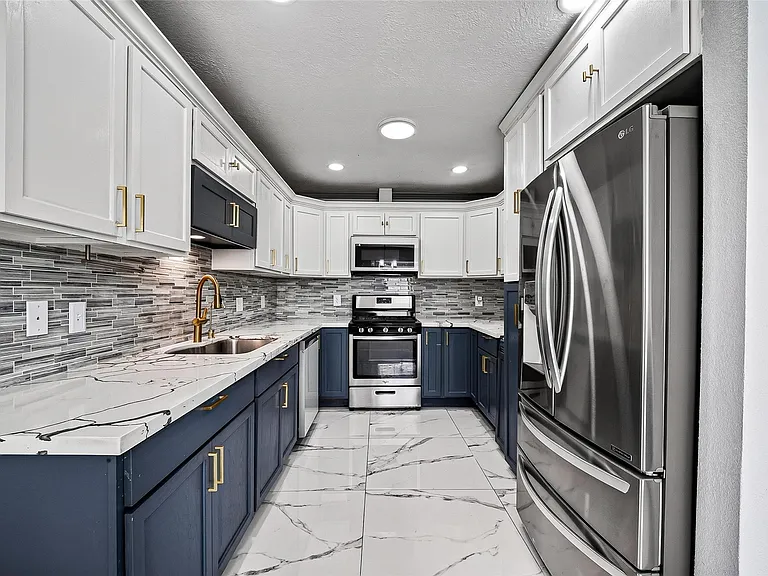 10911 Pecan Dr — Photo 7