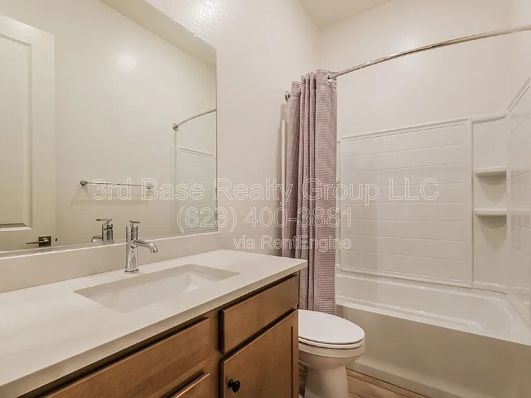 20363 W Sells Dr — Photo 10