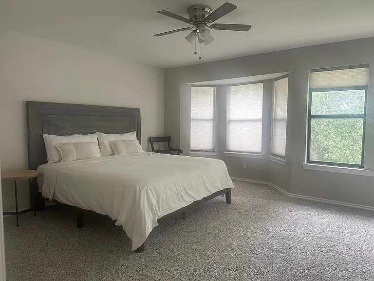 1428 Hampton Rd — Photo 5