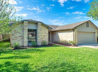 16715 Sierra Grande Dr, Houston, TX 77083