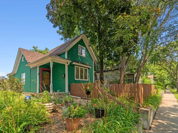 889 Margaret St, Saint Paul, MN 55106