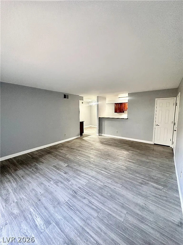 2 bed, 2.0 bath, 1128 sqft, $1,295 — Photo 3