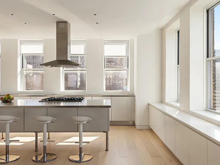 270 Broadway #16D — Photo 7