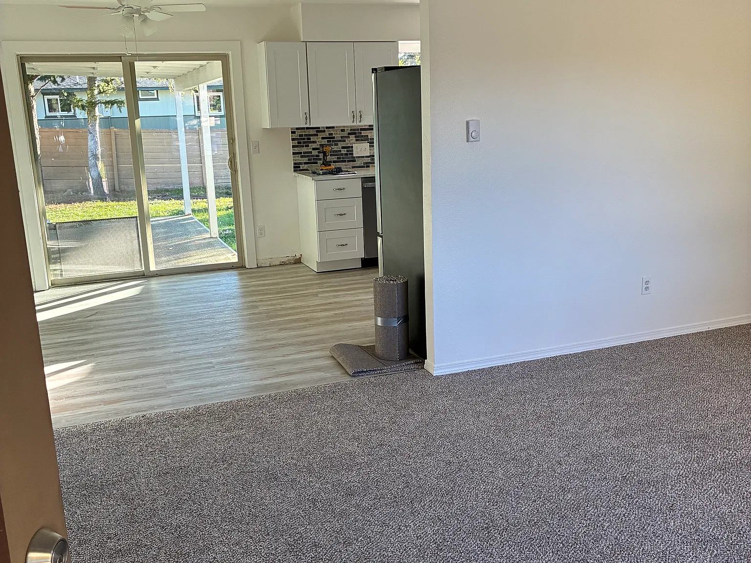 4 bed, 1600 sqft, $2,100 — Photo 2