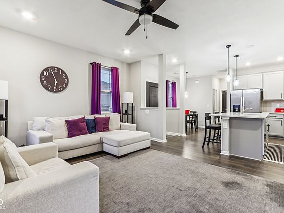 4th image of 6433 Wasco Dr