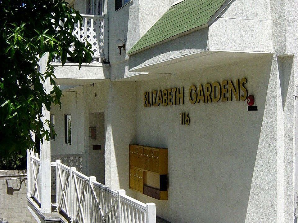 Bldg Entrance