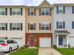 2422 Drake Ln, Fredericksburg, VA 22408