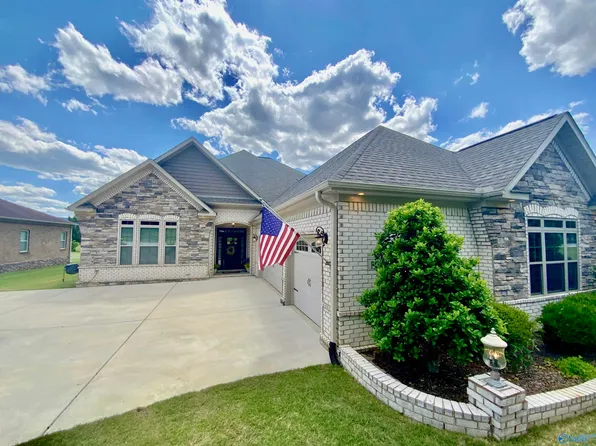 104 Railway Ln SE, Huntsville, AL 35803
