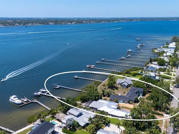 1705 4th St W, Palmetto, FL 34221