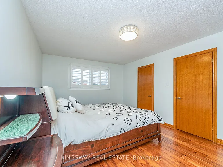 298 Forest Dr S — Photo 33