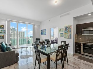 950 Brickell Bay Dr APT 5206, Miami, FL 33131