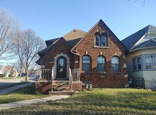 2330 W Hope Ave, Milwaukee, WI 53209