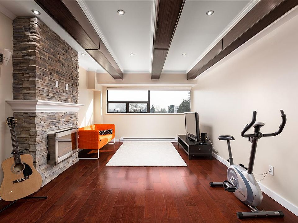 1st image of 534 6th St #403