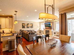 660 Kingfisher Ln APT I, Woodbury, MN 55125