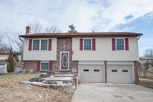 1st image of 5513 Bradley Dr