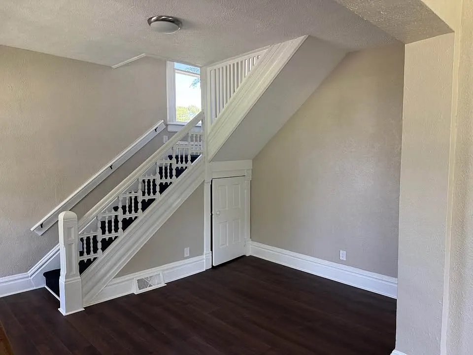4 bed, 2.5 bath, 1858 sqft, $1,600 — Photo 4