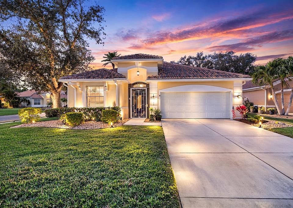 1st image of 205 Wetherby St