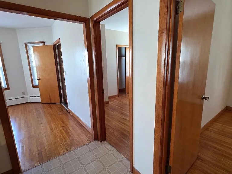 551 Anthony St #1-2 — Photo 16